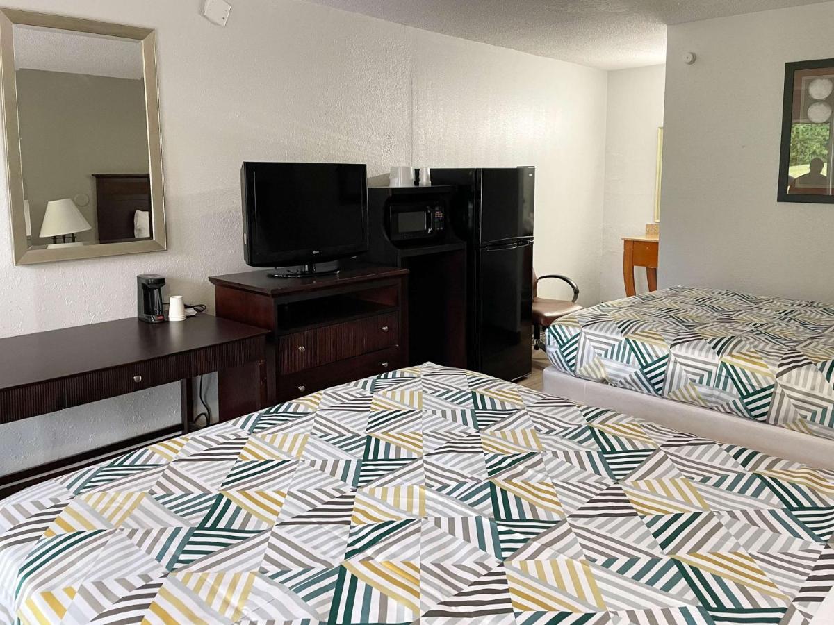 Motel 6 Wytheville Va Bagian luar foto